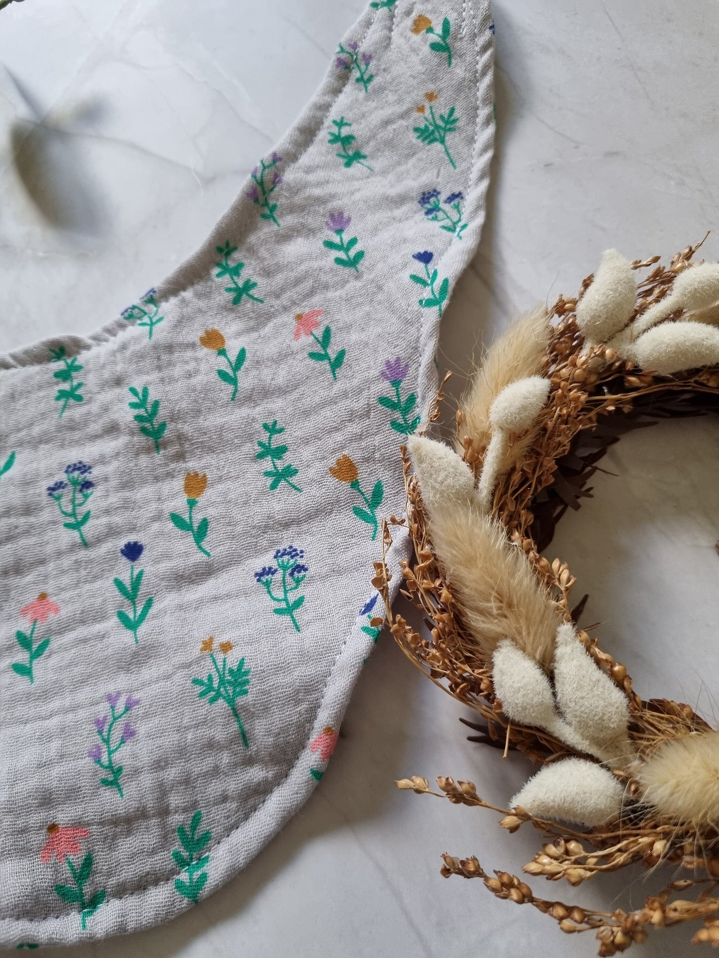 Cotton Baby Scarf Musselin Bandana | Gender-Neutral Baby Bandana | Soft and Washable Newborn Scarf | Ideal Baby Gift Babyshower