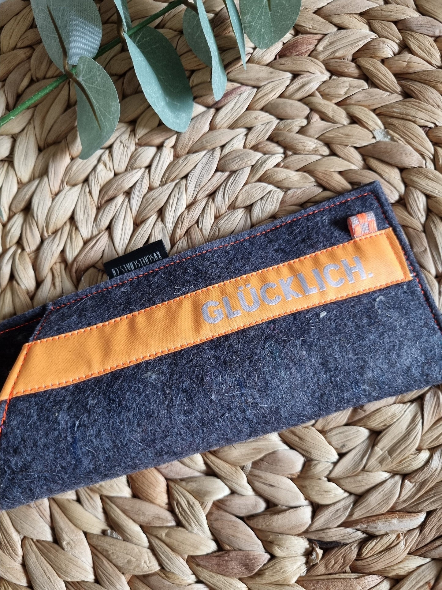 Handmade Felt Glasses Case | Eco-Friendly Eyewear Storage Pouch | Soft & Lightweight Glasses Protector | Eyewear Organizer gift for her