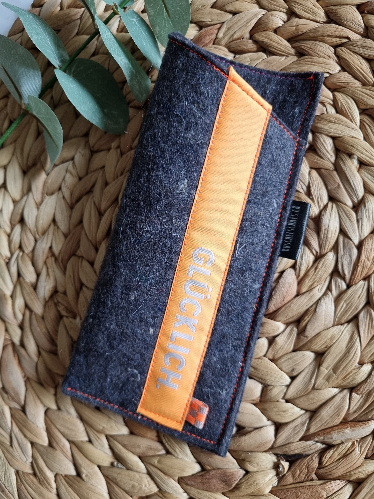 Handmade Felt Glasses Case | Eco-Friendly Eyewear Storage Pouch | Soft & Lightweight Glasses Protector | Eyewear Organizer gift for her