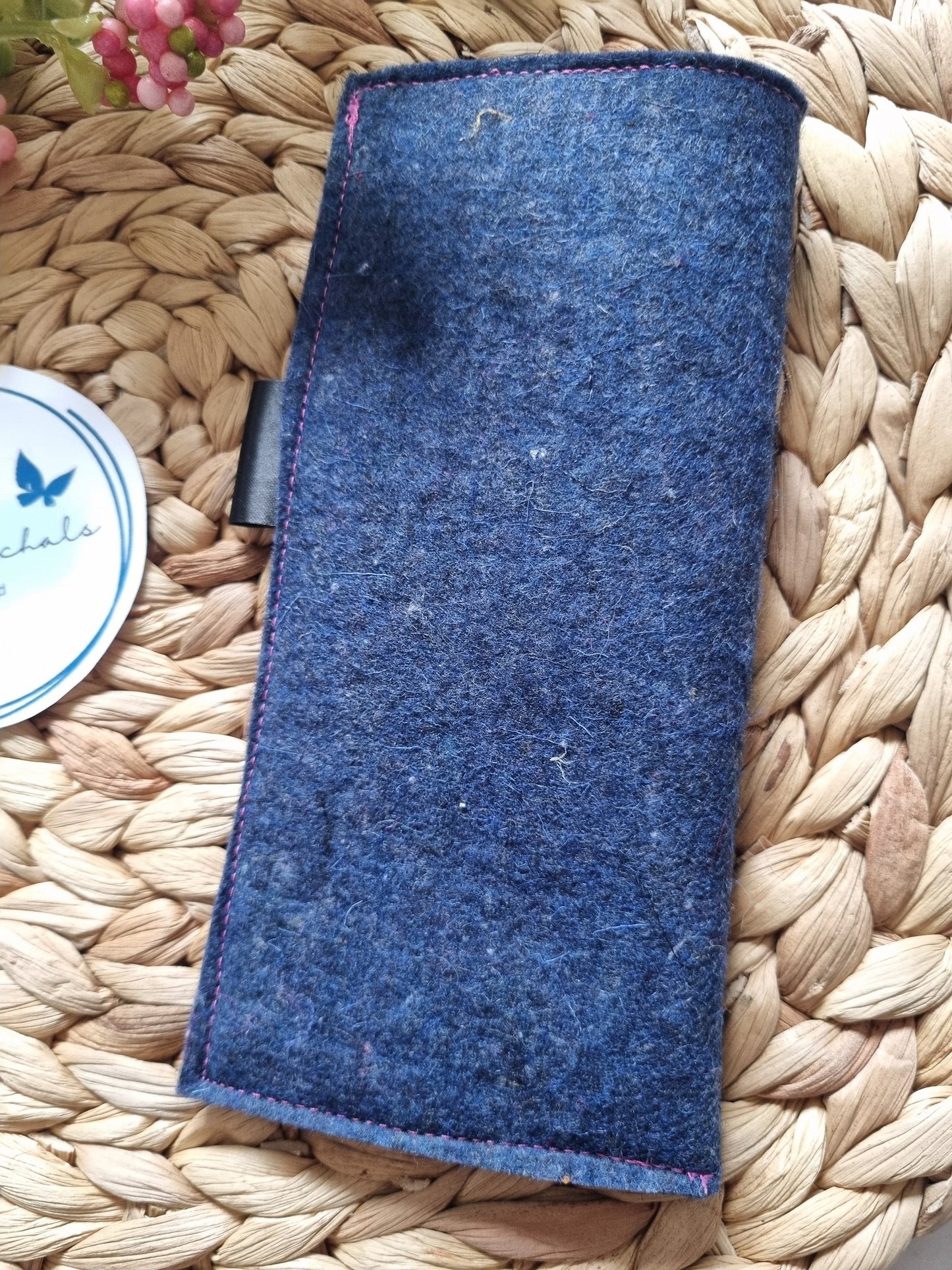 Handmade Felt Glasses Case | Eco-Friendly Eyewear Storage Pouch | Soft & Lightweight Glasses Protector | Durable Unique Eyewear Organizer