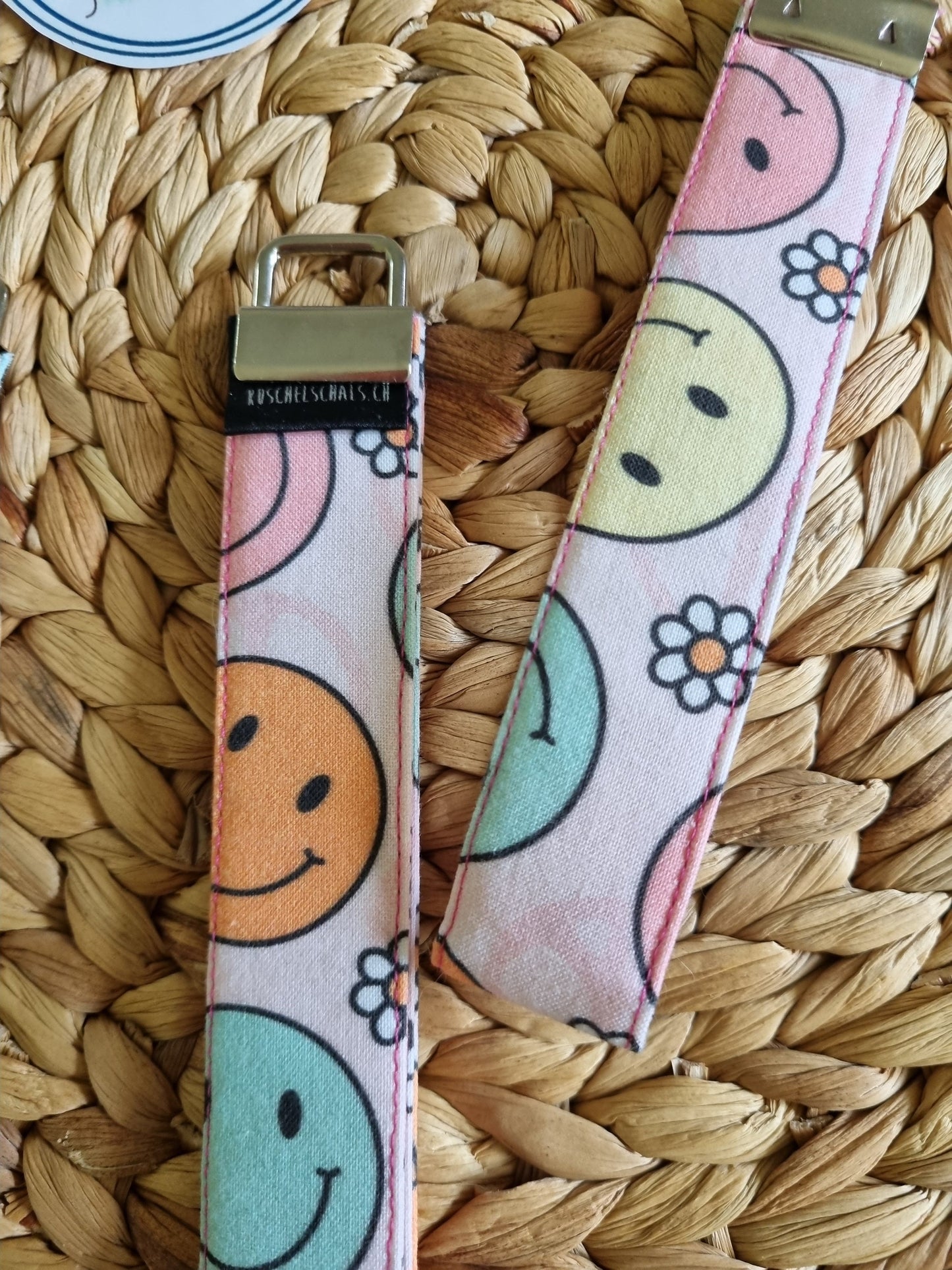 Stylish Smiley Wristlet Key Fob – Cute Cotton Keychain Accessory for Women, Trendy Key Holder and Perfect Gift Idea