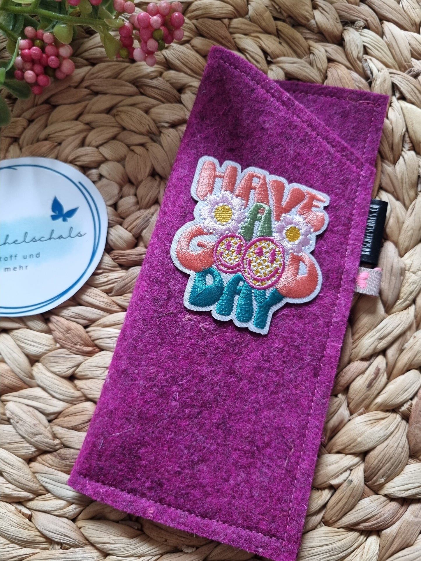 Handmade Felt Glasses Case Eco-Friendly Eyewear Storage Pouch Soft & Lightweight Glasses Protector | Durable Eyewear Organizer gift for her
