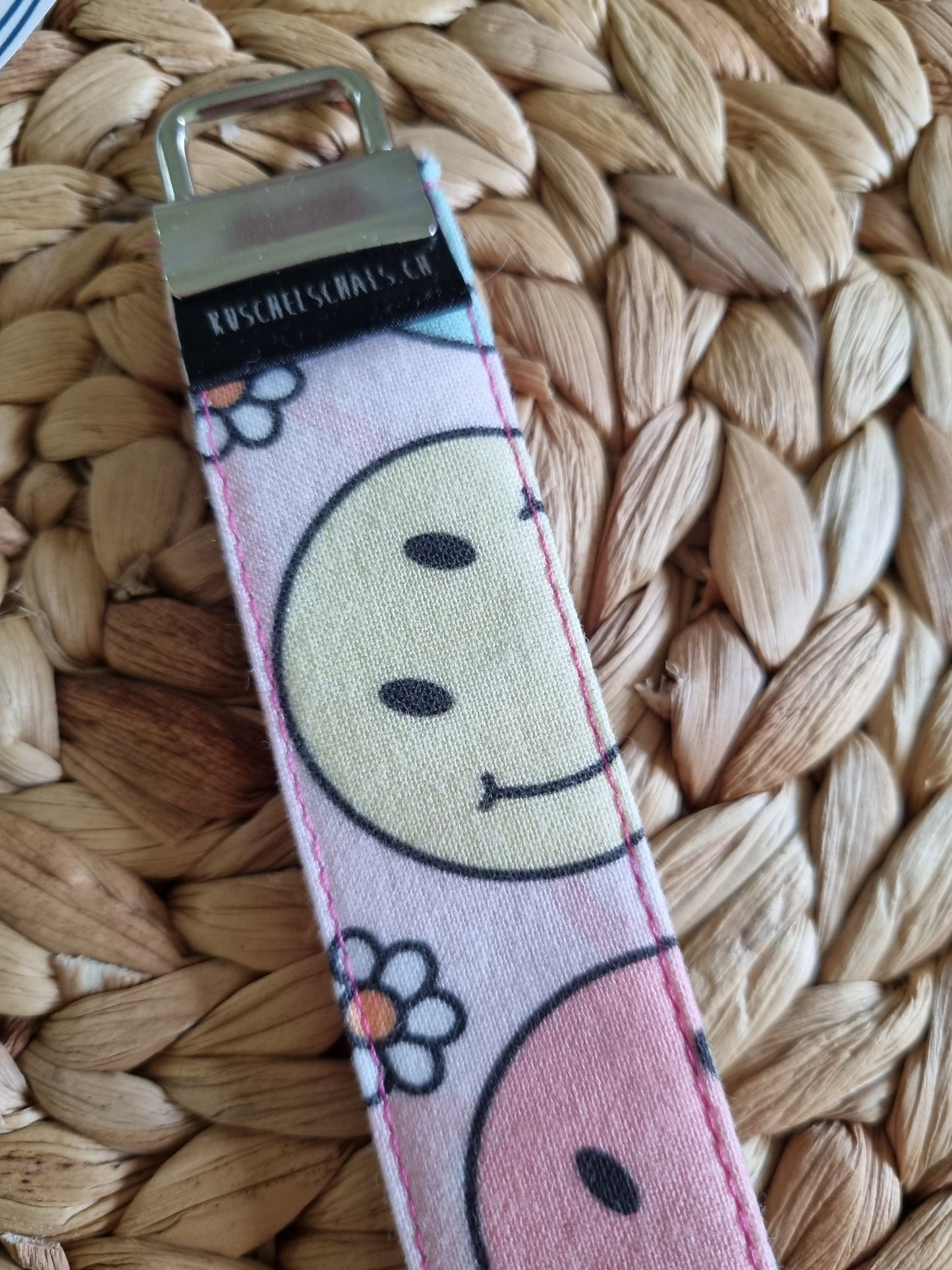 Stylish Smiley Wristlet Key Fob – Cute Cotton Keychain Accessory for Women, Trendy Key Holder and Perfect Gift Idea