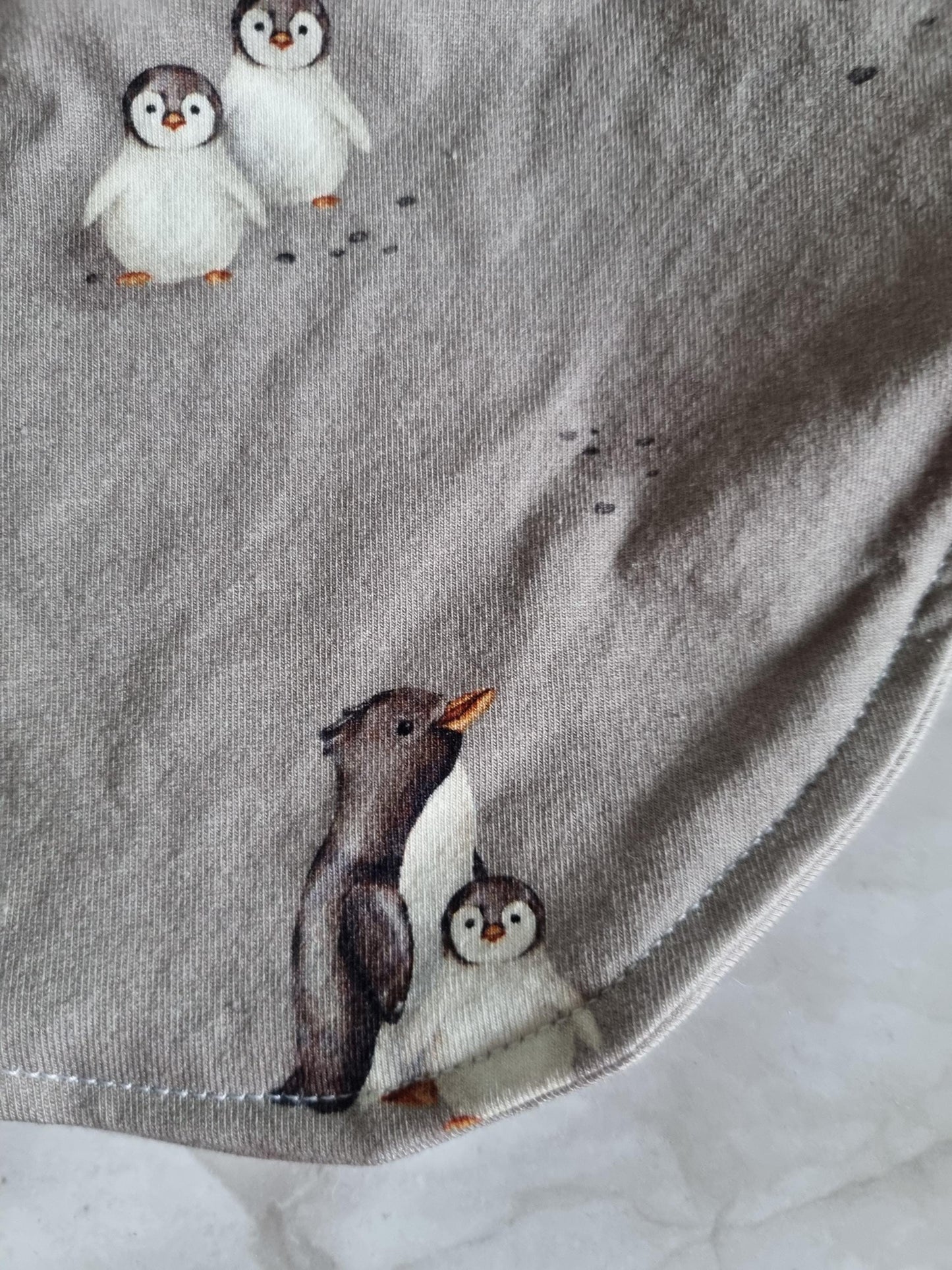 Organic Cotton Baby Scarf Jersey Bandana | Burp cloth Baby | Soft and Washable Newborn Scarf | Ideal Baby Gift Baby bib