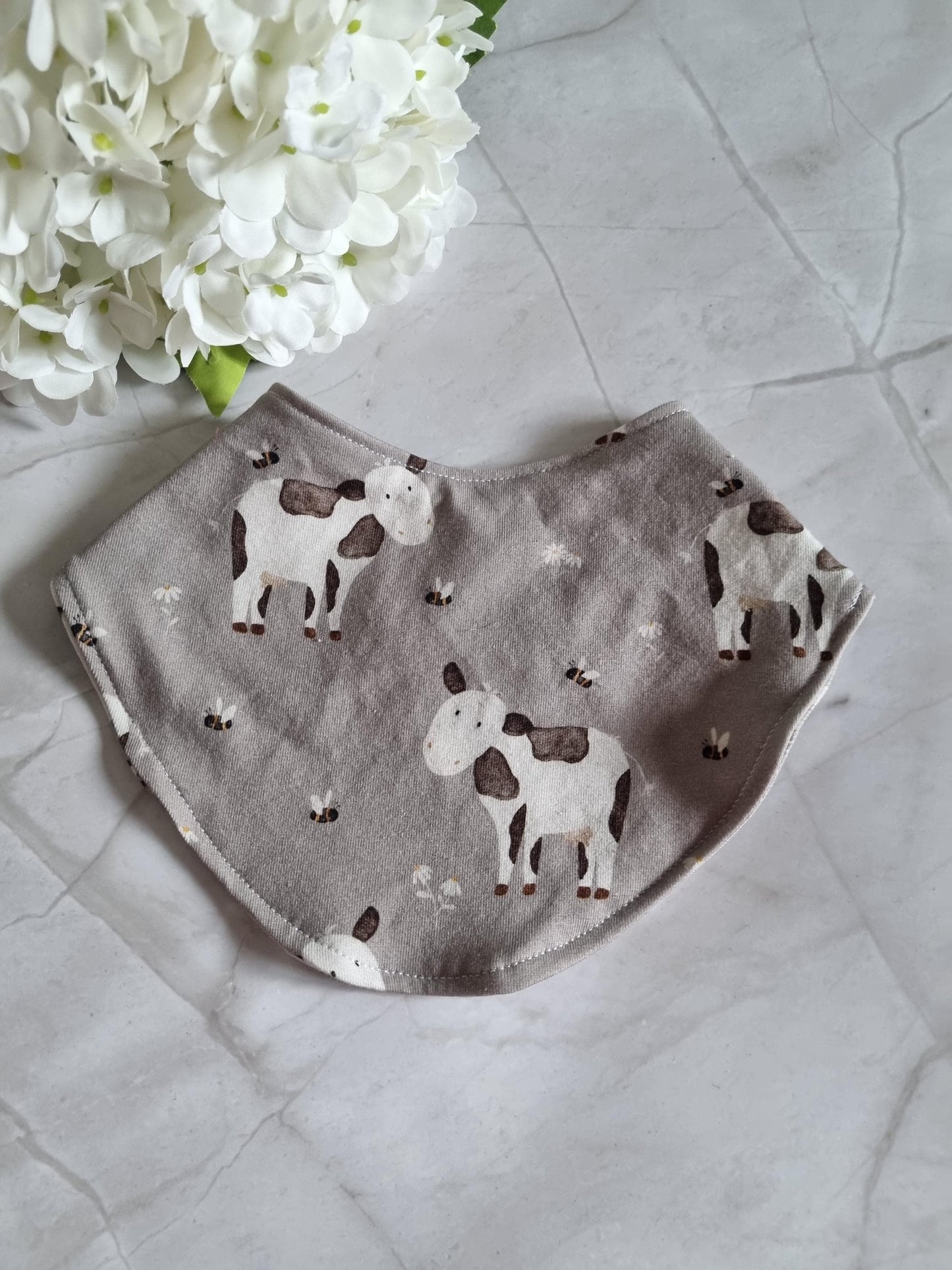 Organic Cotton Baby Scarf Jersey Bandana | Burp cloth Baby Bandana | Soft and Washable Newborn Scarf | Ideal Baby Gift Babyshower Baby Bib