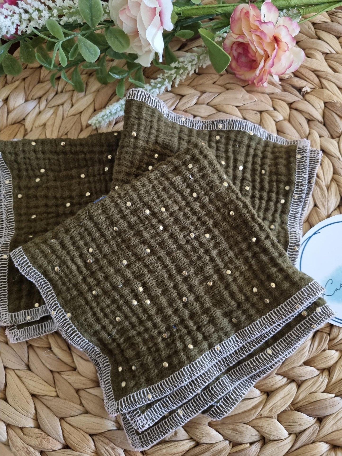 Handkerchief green fabric soft washable olive stylish ecofriendly sustainable reusable Musselin