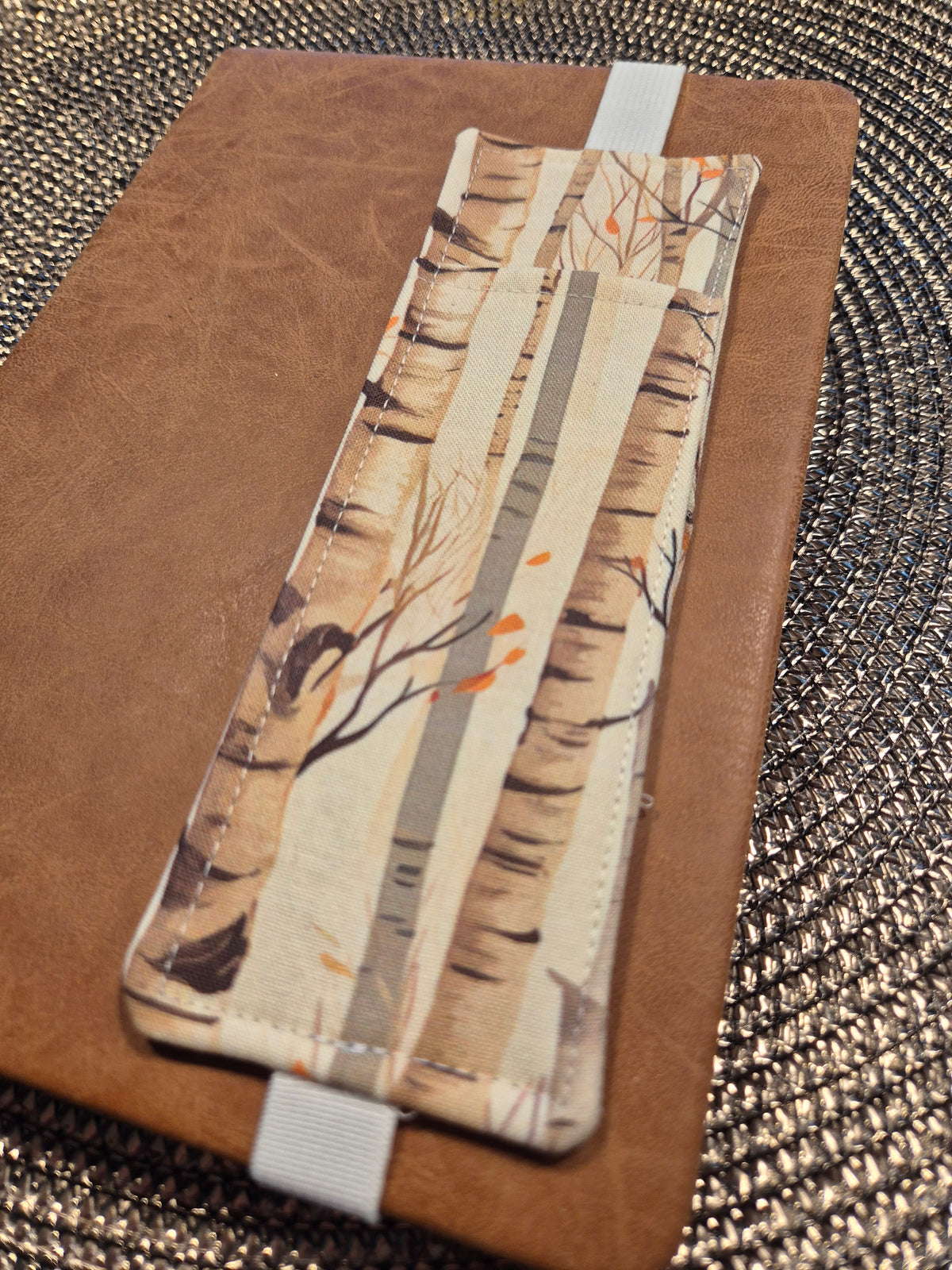 Stiftehalter Lesezeichen A5 Design, handgenäht, doppelseitig, tolles Geschenk für Lehrer, Studenten und Journaling Birke Herbst Wald Natur