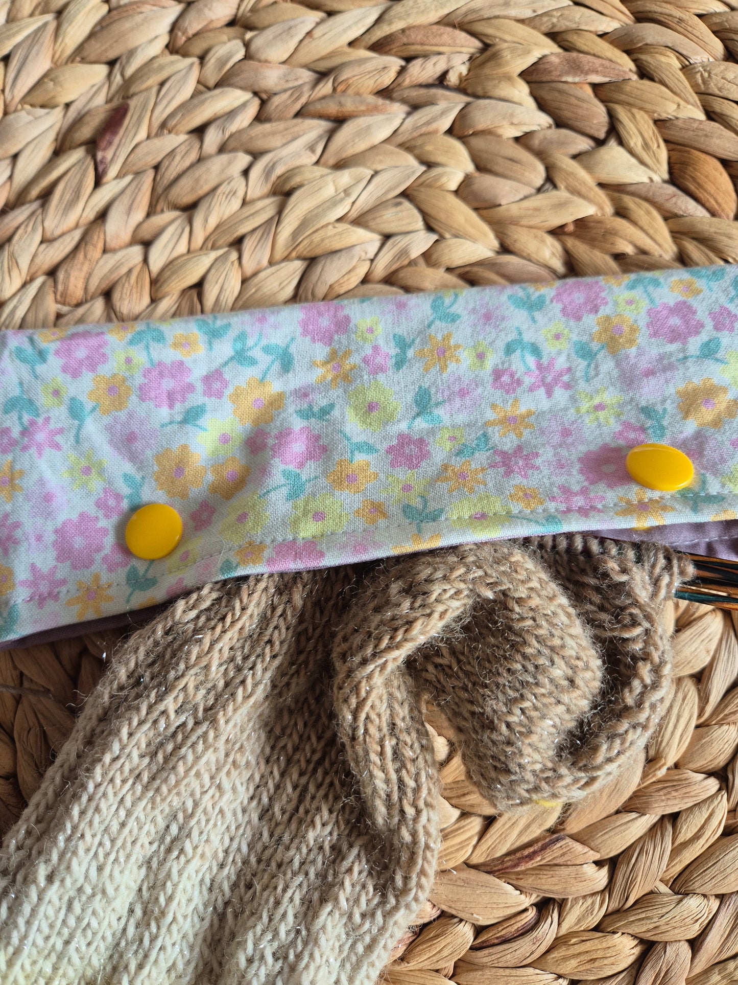 Nadelgarage Florals - DPN Case - Needle Holder - Nadelspielhalter - Zubehör für Strickerinnen - Sockenstricken - Nadelsafe - Nadelspiel Safe Garage (Kopie)