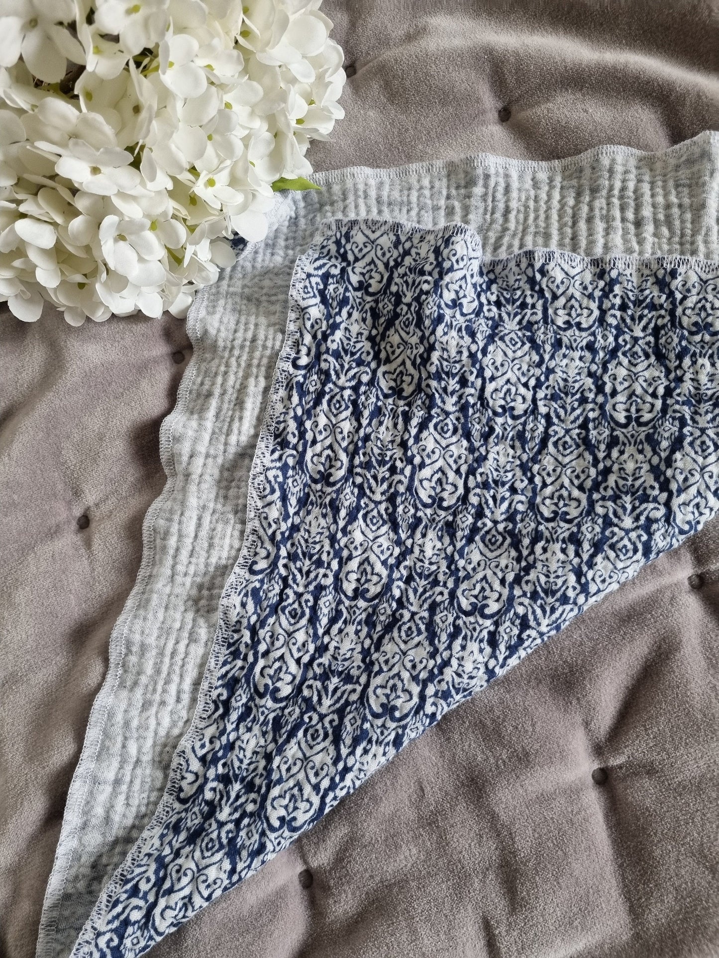 Cotton Baby Scarf Musselin Bandana | Gender-Neutral Baby Bandana | Soft and Washable Newborn Scarf | Ideal Baby Gift 40x40cm