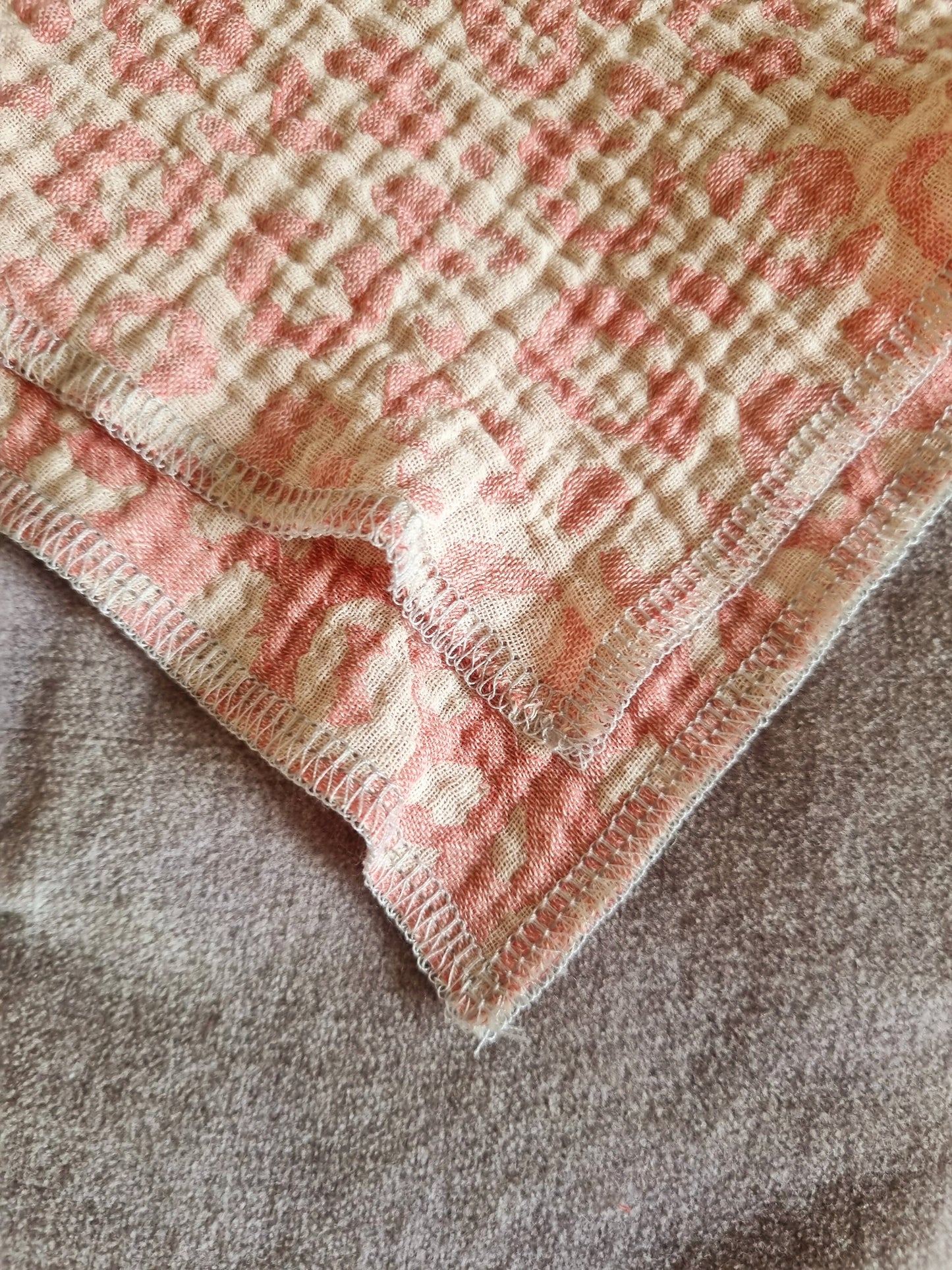 Cotton Baby Scarf Musselin Bandana | leo Baby Bandana | Soft and Washable Newborn Scarf | Ideal Baby Gift baby dribble lätzchen