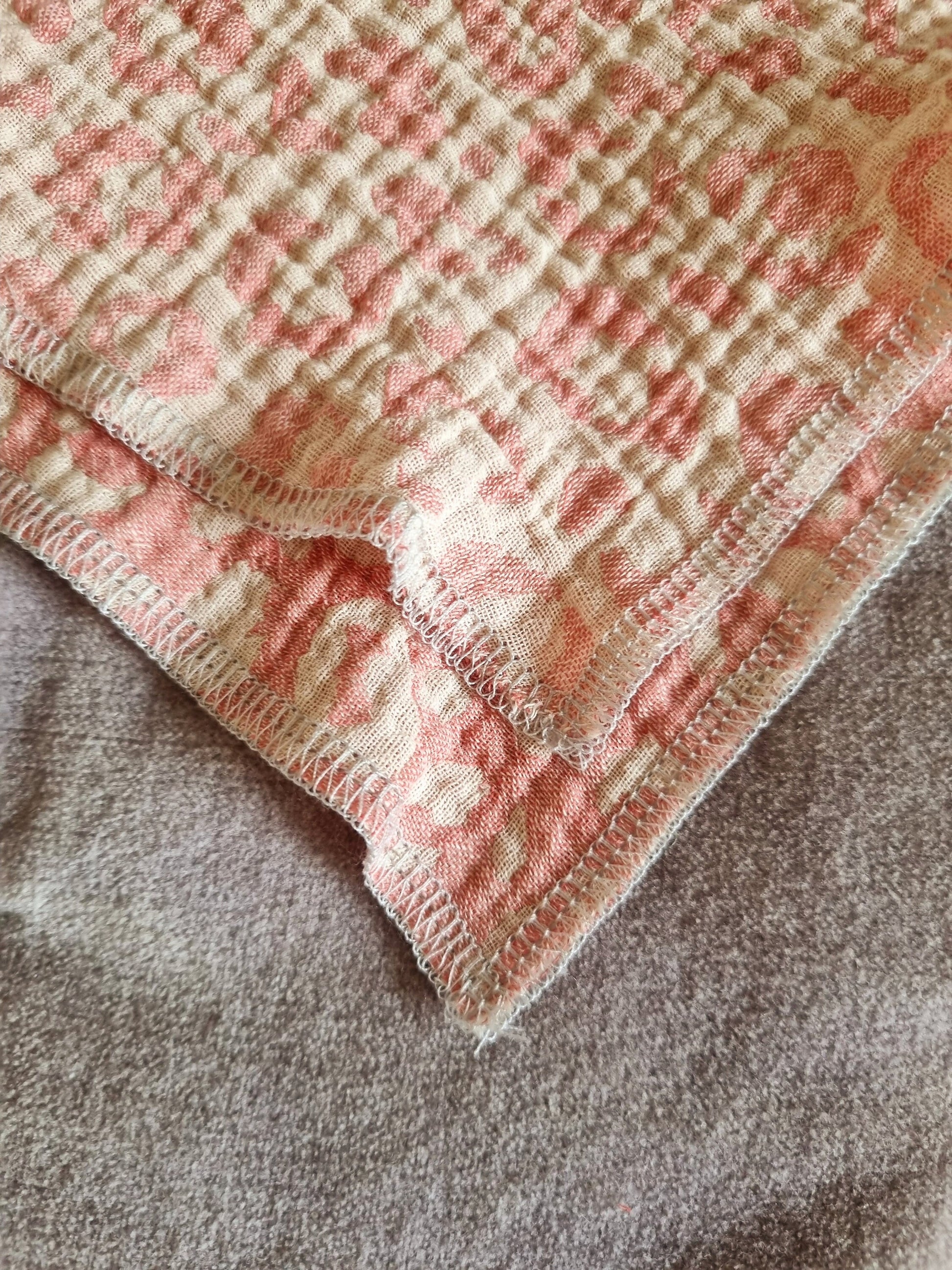 Cotton Baby Scarf Musselin Bandana | leo Baby Bandana | Soft and Washable Newborn Scarf | Ideal Baby Gift baby dribble lätzchen