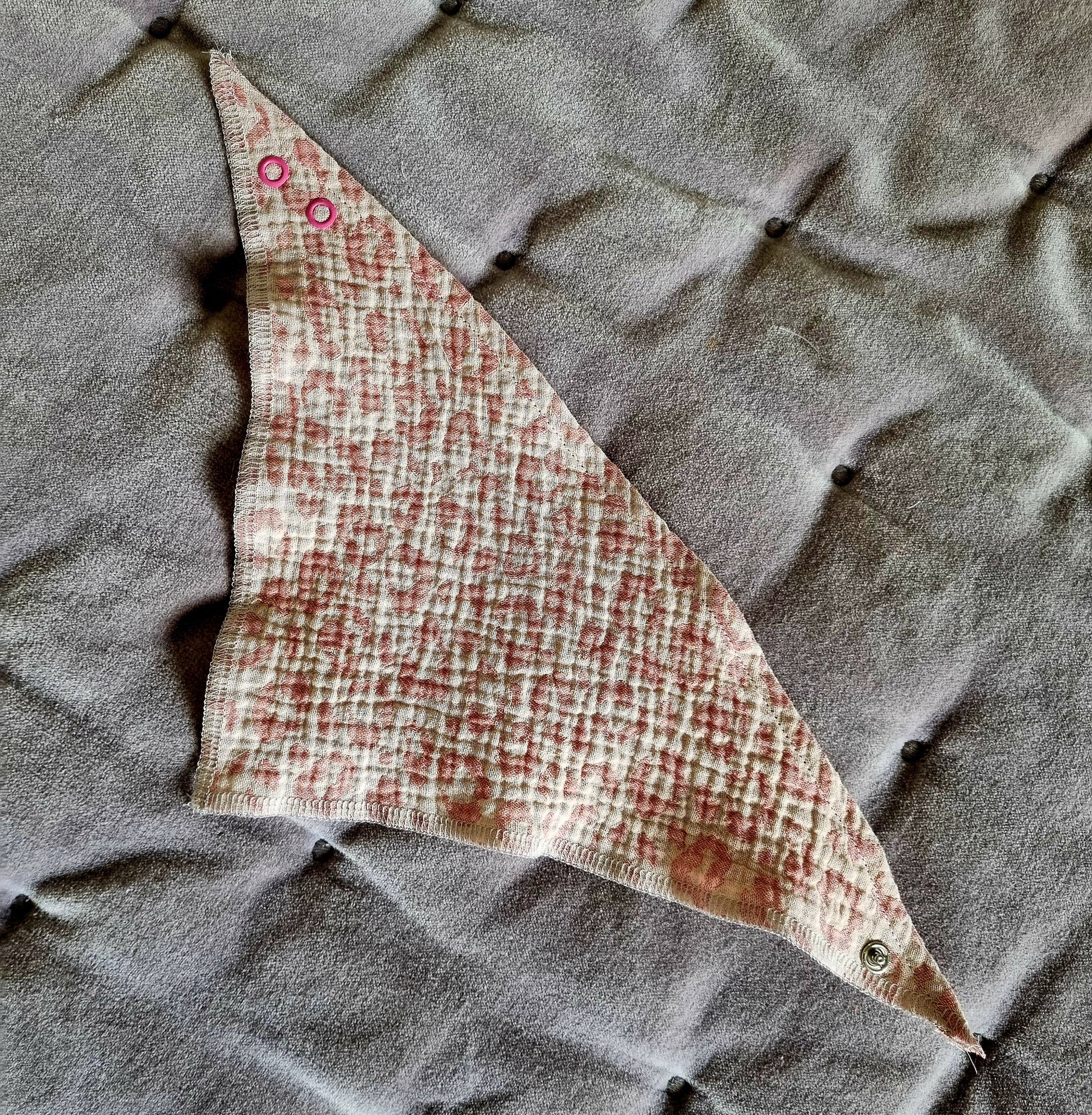 Cotton Baby Scarf Musselin Bandana | leo Baby Bandana | Soft and Washable Newborn Scarf | Ideal Baby Gift baby dribble lätzchen