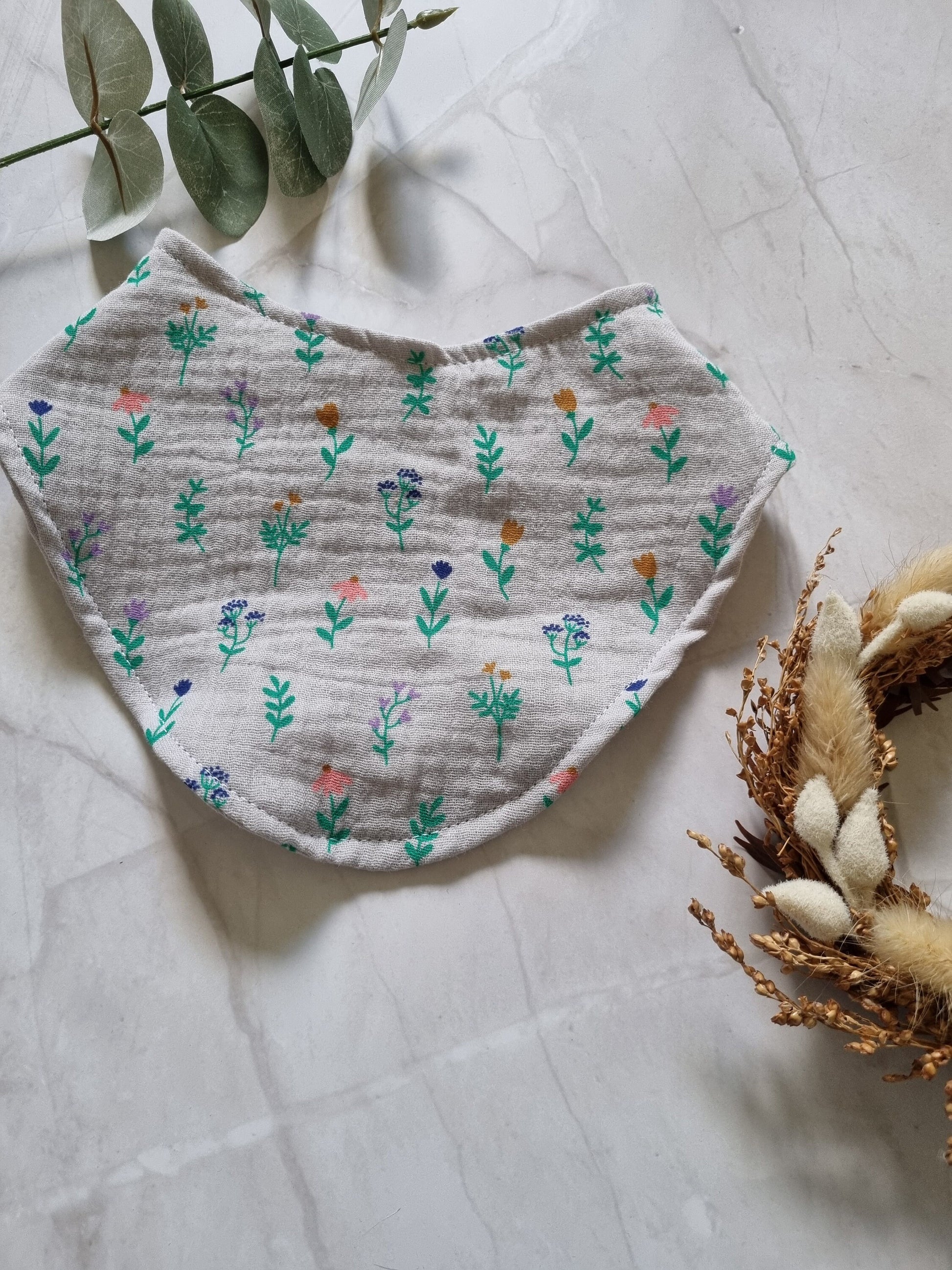 Cotton Baby Scarf Musselin Bandana | Gender-Neutral Baby Bandana | Soft and Washable Newborn Scarf | Ideal Baby Gift Babyshower