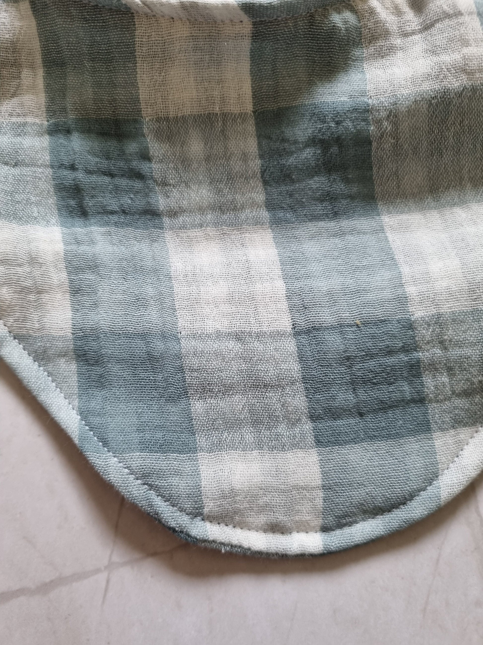 Cotton Baby Scarf Musselin Bandana | Gender-Neutral Baby Bandana | Soft and Washable Newborn Scarf | Ideal Baby Gift