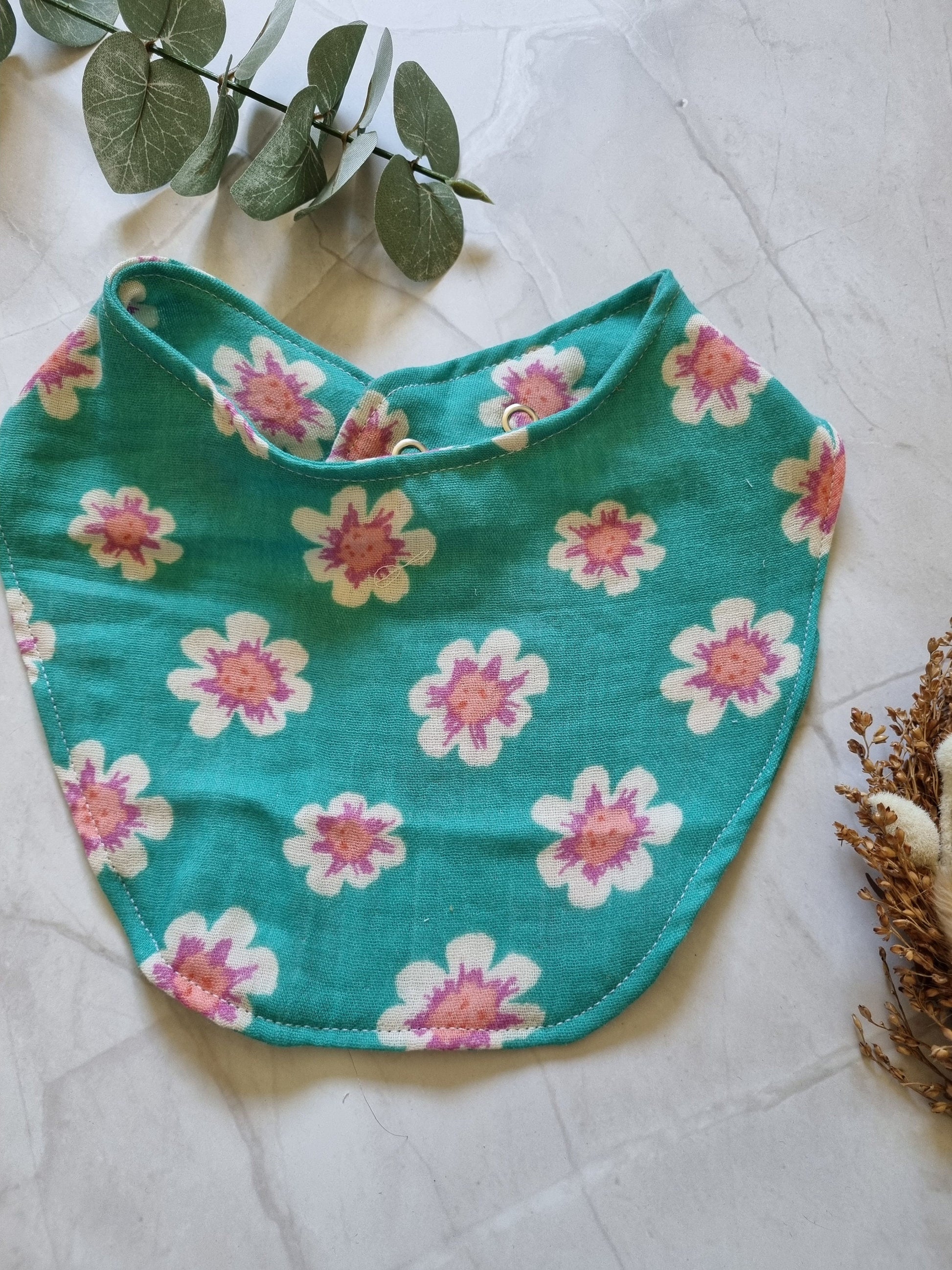 Cotton Baby Scarf Musselin Bandana | Gender-Neutral Baby Bandana | Soft and Washable Newborn Scarf | Ideal Baby Gift