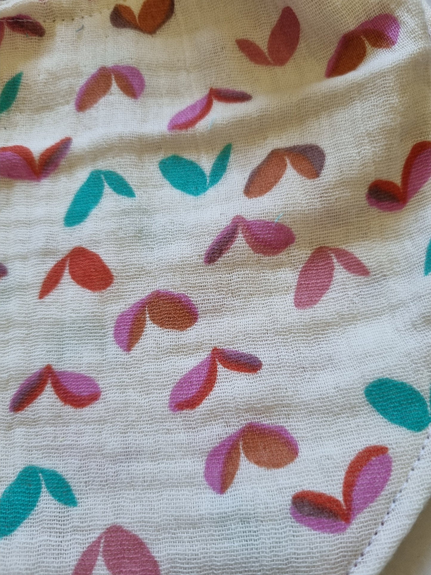 Cotton Baby Scarf Musselin Bandana | Gender-Neutral Baby Bandana | Soft and Washable Newborn Scarf | Ideal Baby Gift