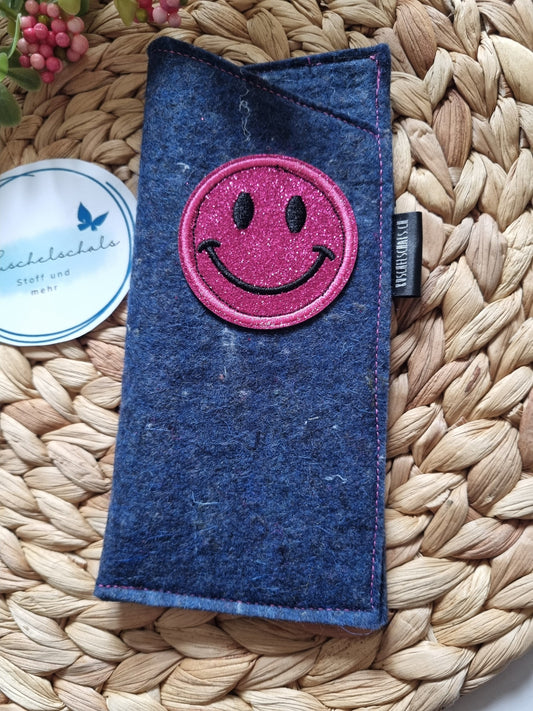 Handmade Felt Glasses Case | Eco-Friendly Eyewear Storage Pouch | Soft & Lightweight Glasses Protector | Durable Unique Eyewear Organizer