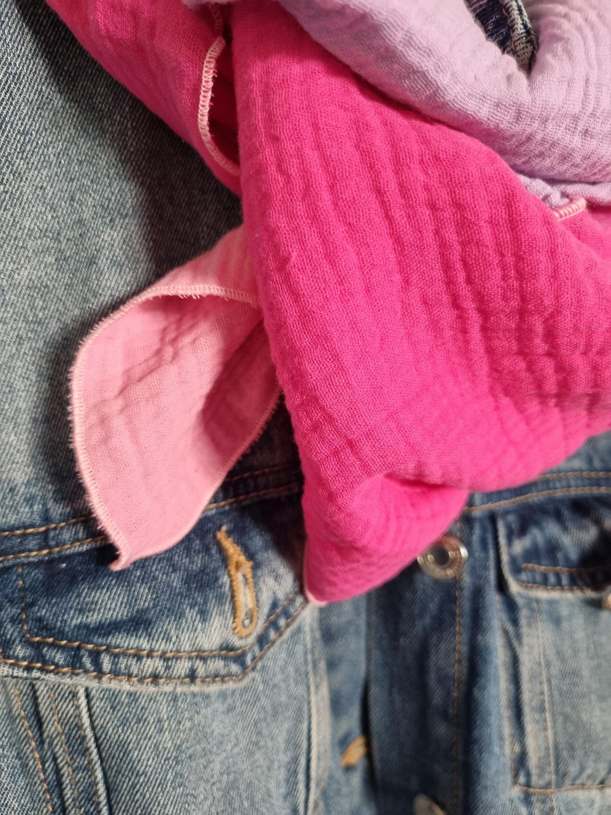 Cotton Stole Scarf - Cozy Pink Wrap - Versatile Shawl for Travel - Boho Fashion Accessory - Ideal Gift