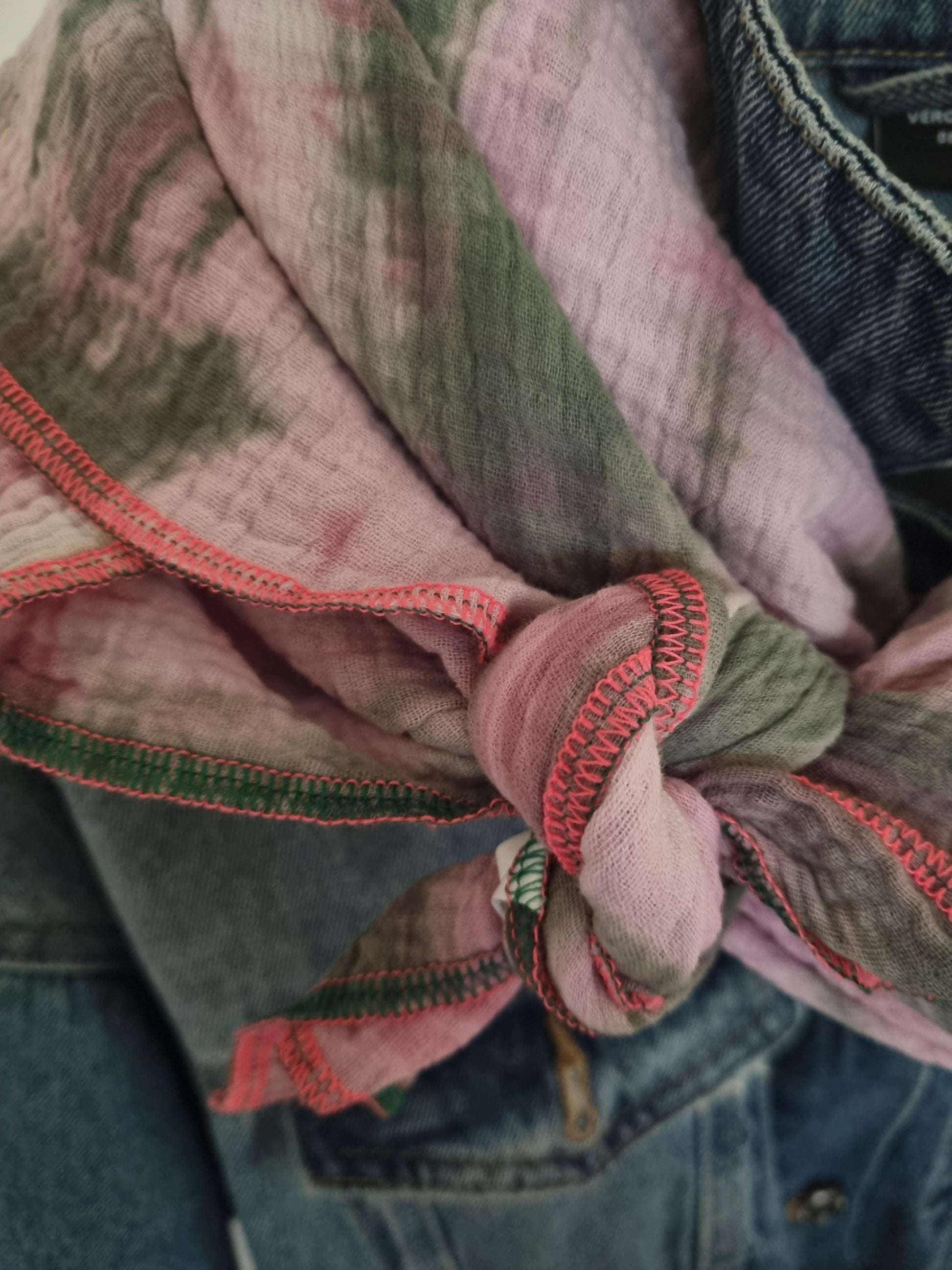 pink Batik Cotton Stole Scarf - Cozy Batik Print Wrap - Versatile Shawl for Travel - Boho Fashion Accessory - Ideal Gift - XXL Cozy scarf