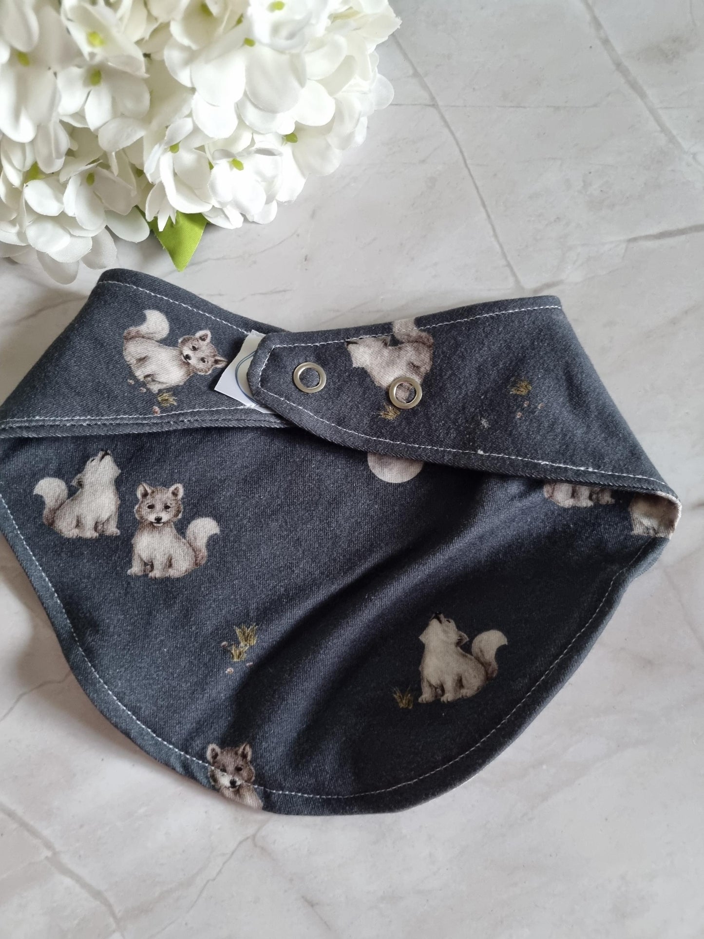 Organic Cotton Baby Scarf Jersey Bandana | Burp Cloth Baby Bandana | Soft and Washable Newborn Scarf | Ideal Baby Gift Babyshower Baby Bib