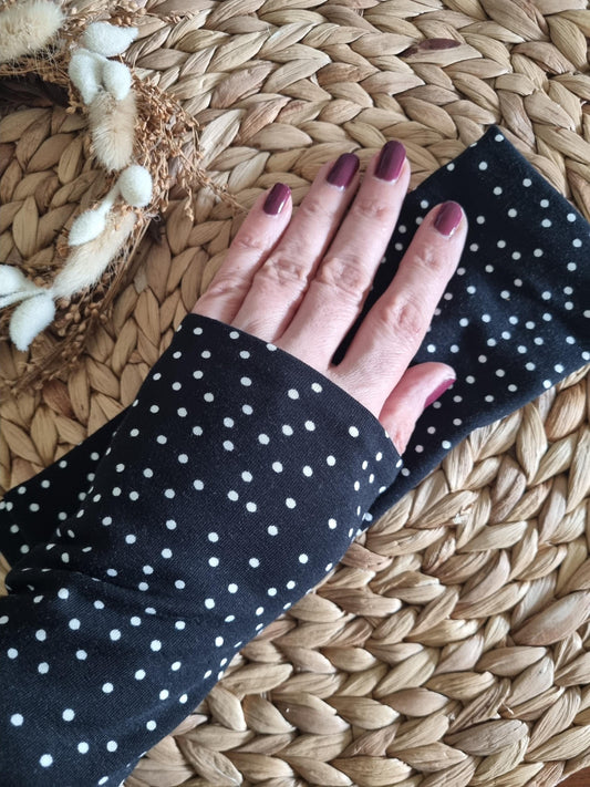 Stylish cozy wristwarmers for adults organic cotton wrist warmers dotted print wristwarmers no more cold hands organic cotton skandi style