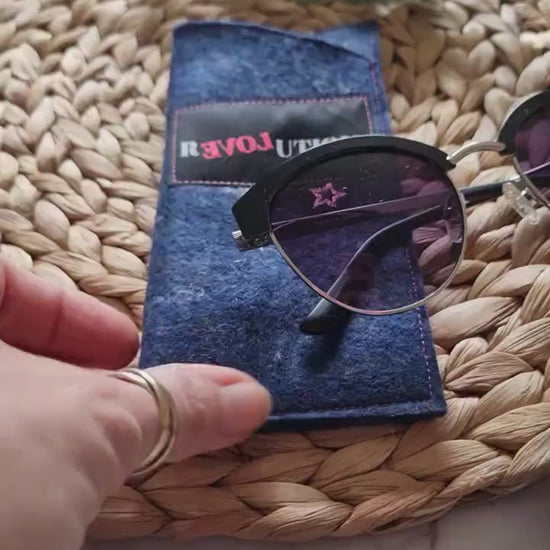 Handmade Felt Glasses Case | Eco-Friendly Eyewear Storage Pouch | Soft & Lightweight Glasses Protector | Durable Unique Eyewear Organizer