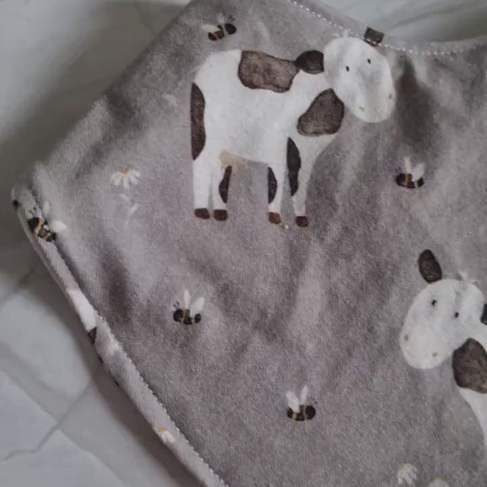 Organic Cotton Baby Scarf Jersey Bandana Set | Burp cloth Baby Bandana SET | Soft and Washable Newborn Scarf | last minute Gift Babyshower