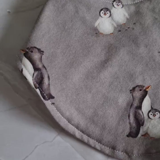 Organic Cotton Baby Scarf Jersey Bandana | Burp cloth Baby | Soft and Washable Newborn Scarf | Ideal Baby Gift Baby bib
