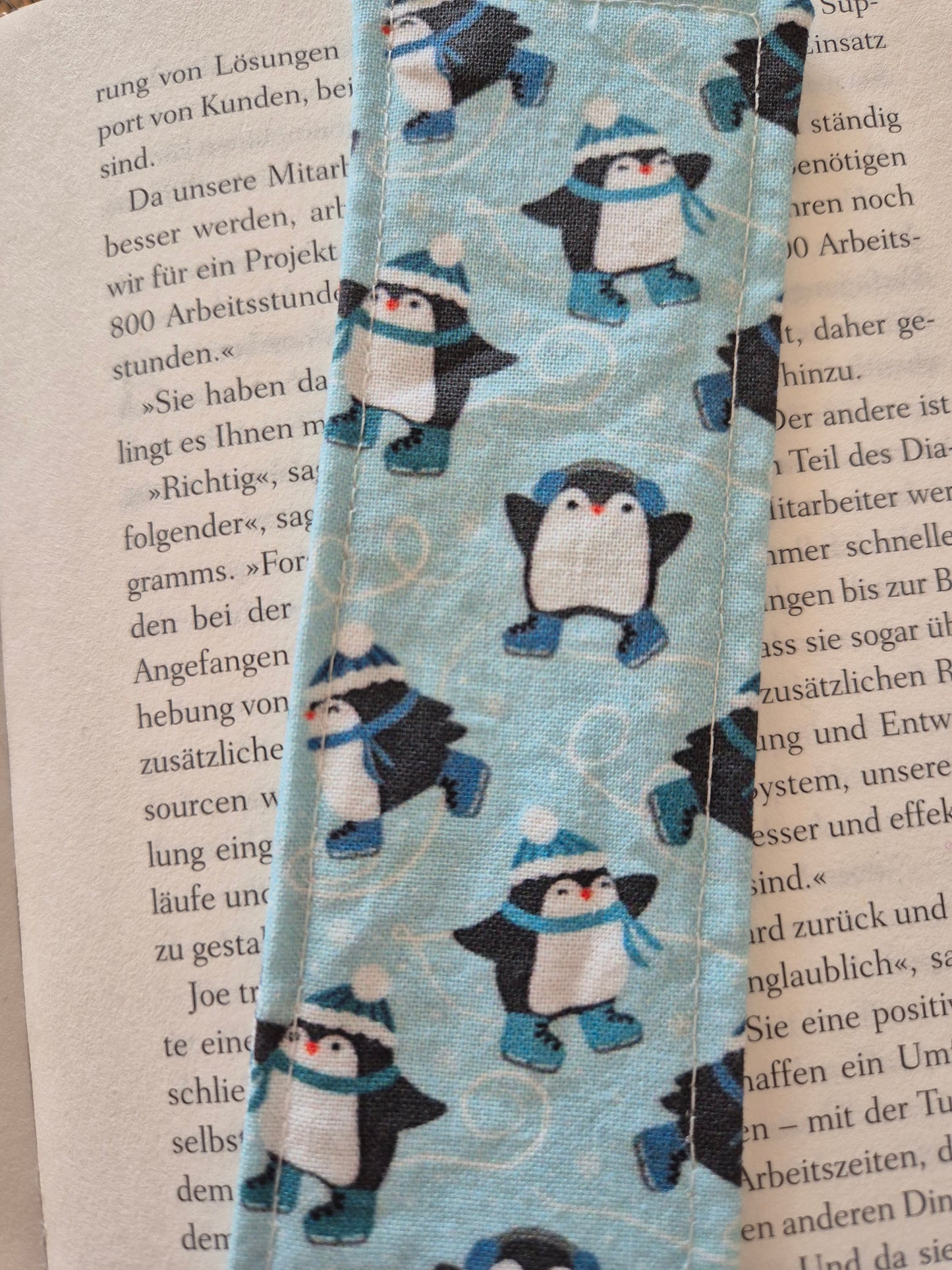 Lesezeichen Winter Pinguin Kawaii Design, handgenäht, doppelseitig, tolles Geschenk für Leseratten, Studenten und Journaling Fans vegan