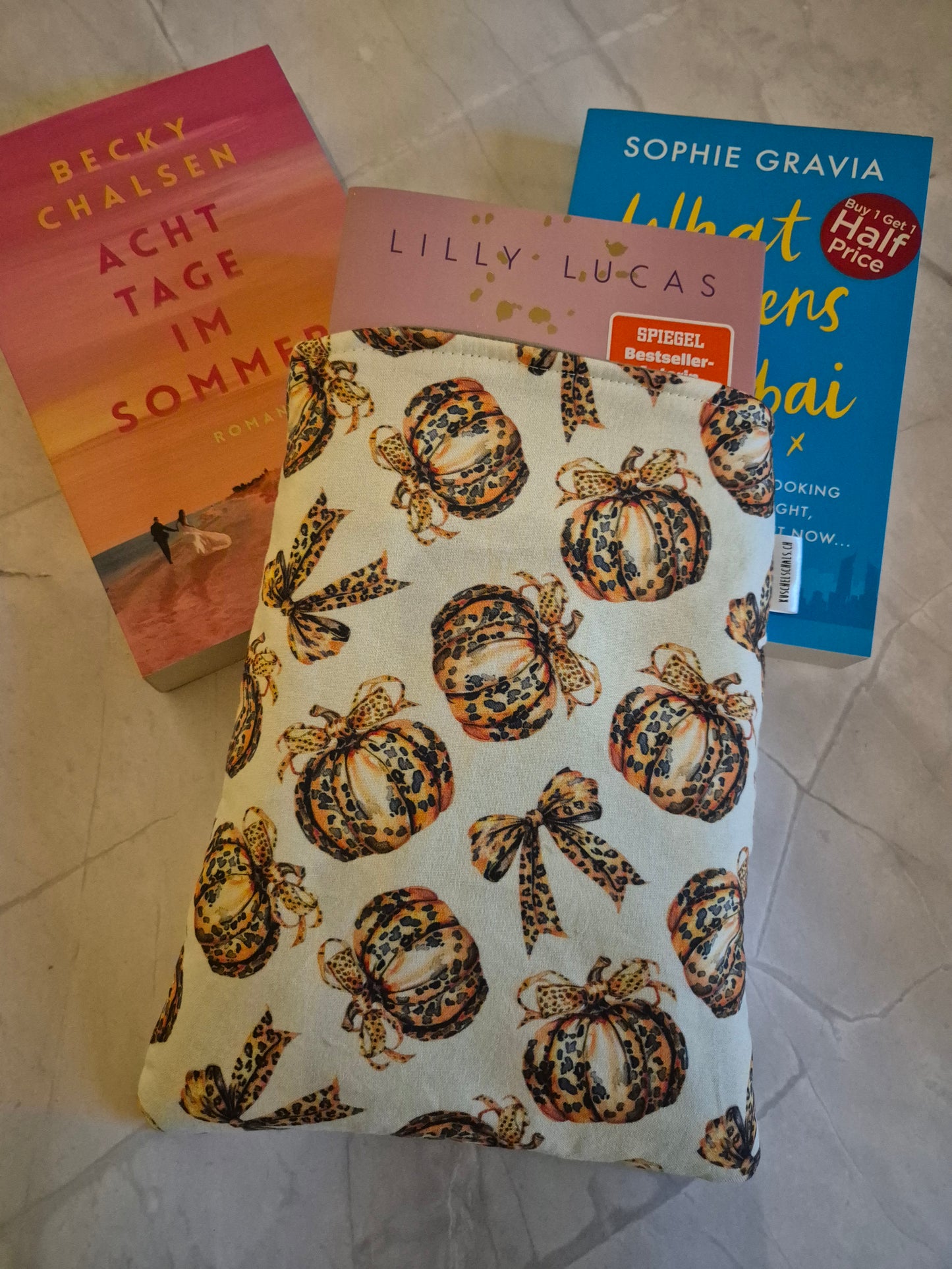 Halloween Fall Leo Pumpkin Book Cover Kindle Kobo - 3 Sizes - Handmade