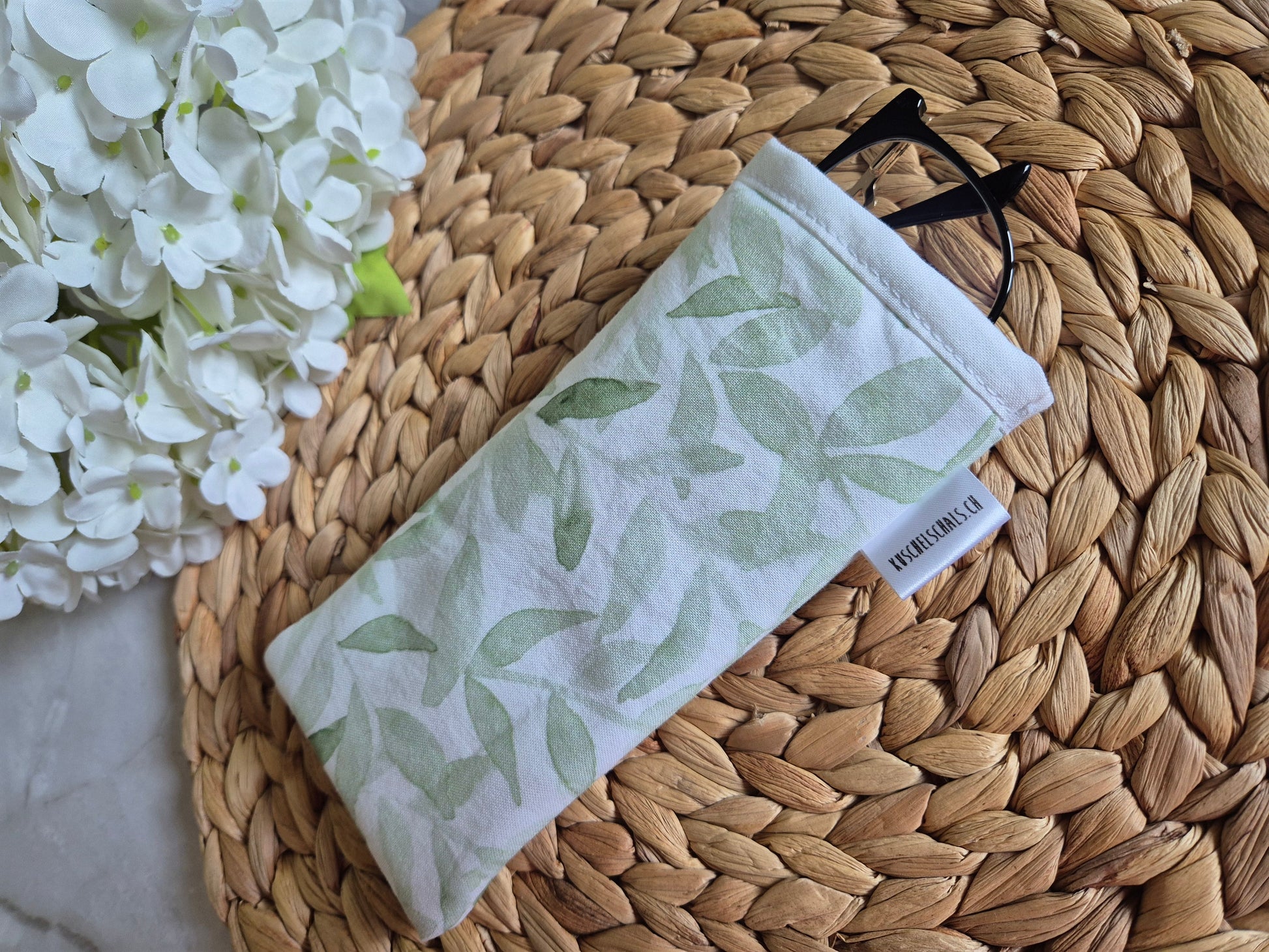 Brillenetui Glasses Case  Eco-Friendly Eyewear Storage Pouch  Soft & Lightweight Glasses Protector  Eyewear Organizer Gift for her