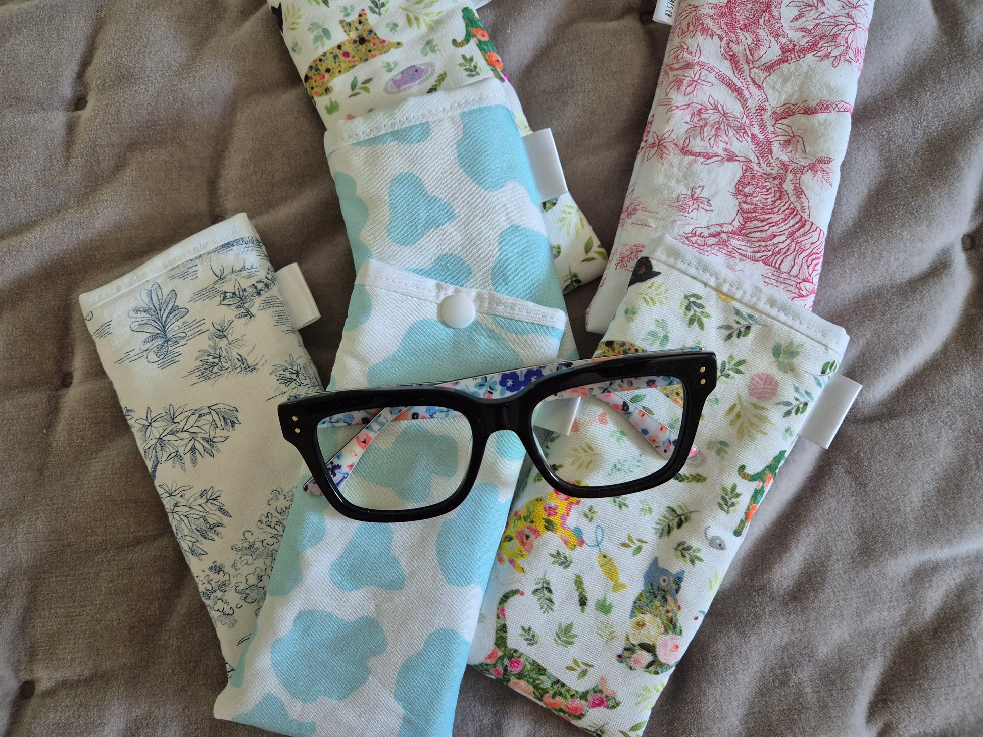 Brillenetui Glasses Case  Eco-Friendly Eyewear Storage Pouch  Soft & Lightweight Glasses Protector  Eyewear Organizer Gift for her 