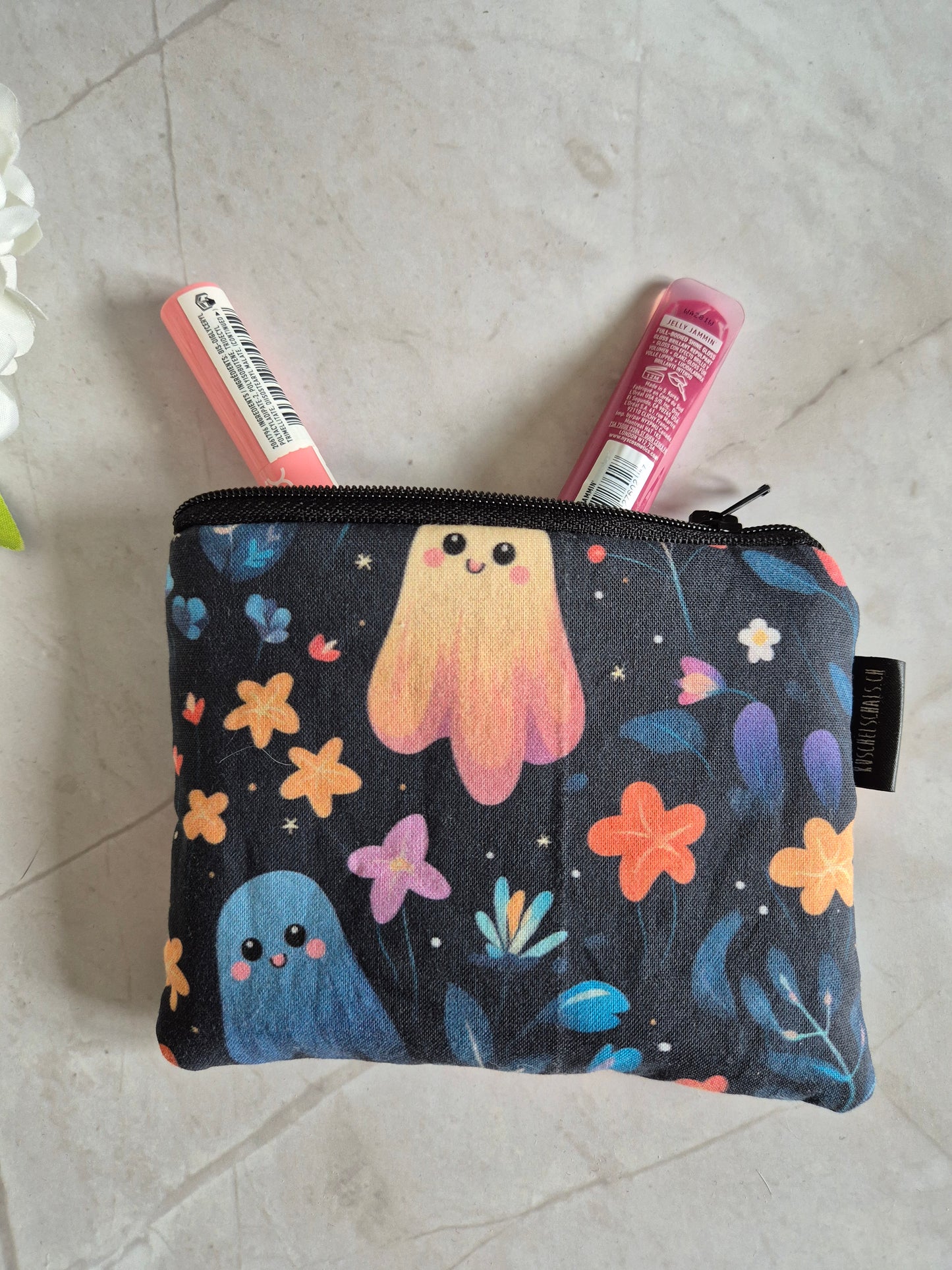 Kleines handgemachtes Stofftäschchen (12.5x15.5 cm). Vielseitig nutzbar: Kartenetui, Kosmetiktasche oder Mini-Geldbörse