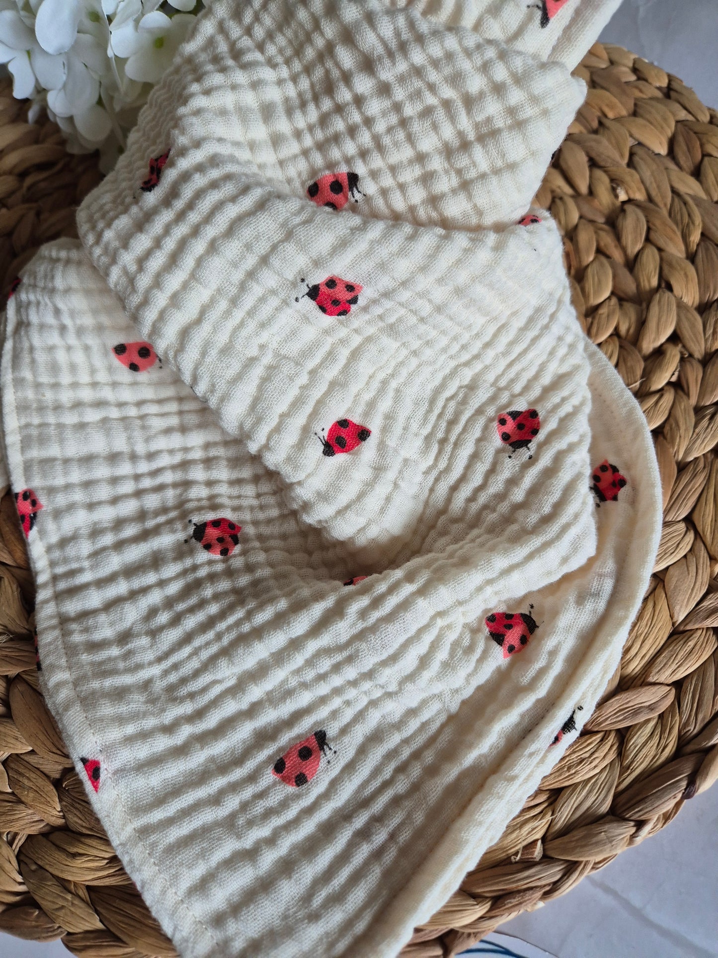 Kinderschals aus 100% Baumwollmusselin vegane Kinderkleider; Halstuch für Kinder; Geschenk für Adventskalender, Marienkäfer Pinguin Bären