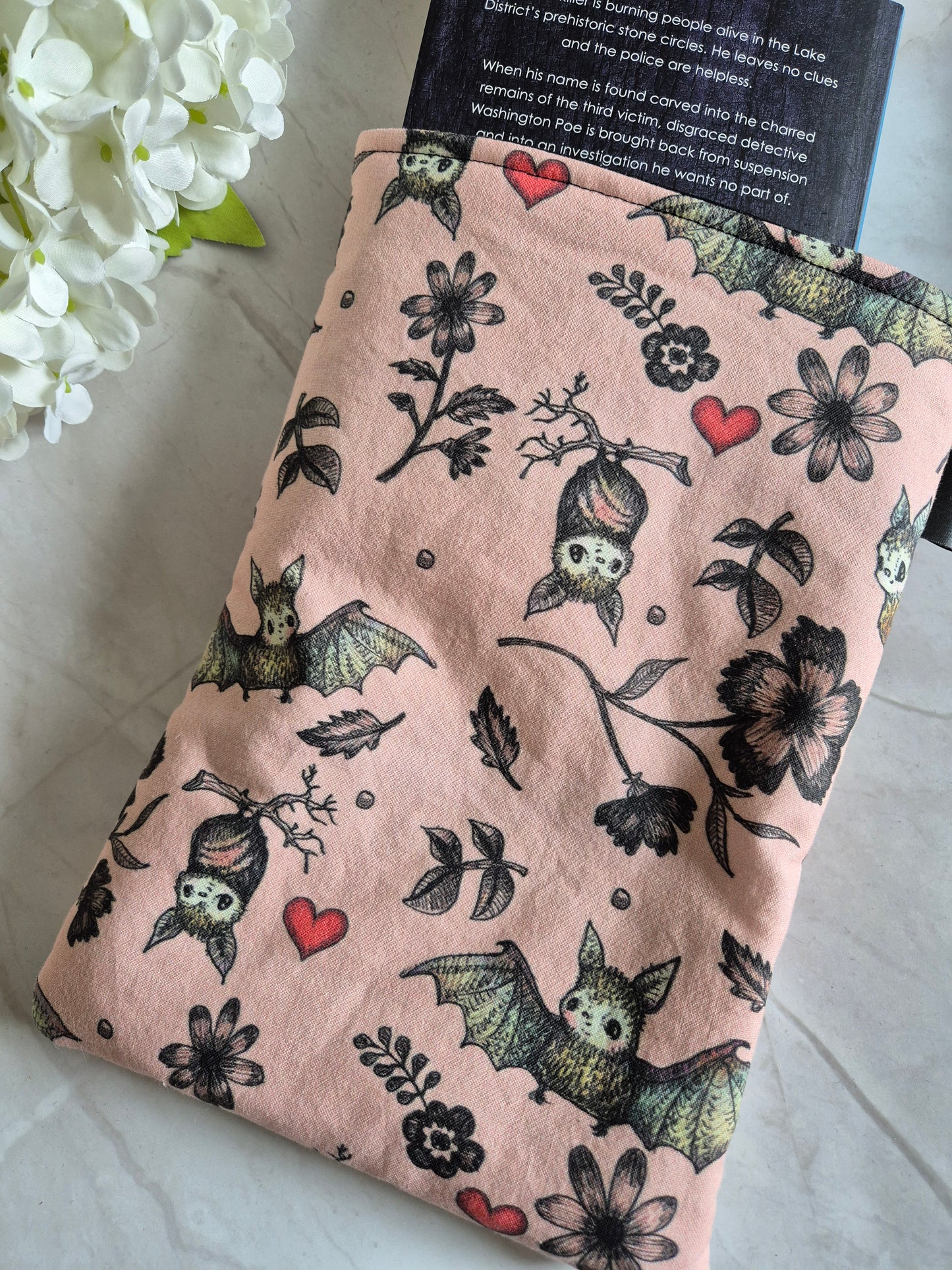 Cute Fledermaus Pink Sealover Buchhülle Ereader Hülle - 3 Sizes - Handmade by me in Switzerland