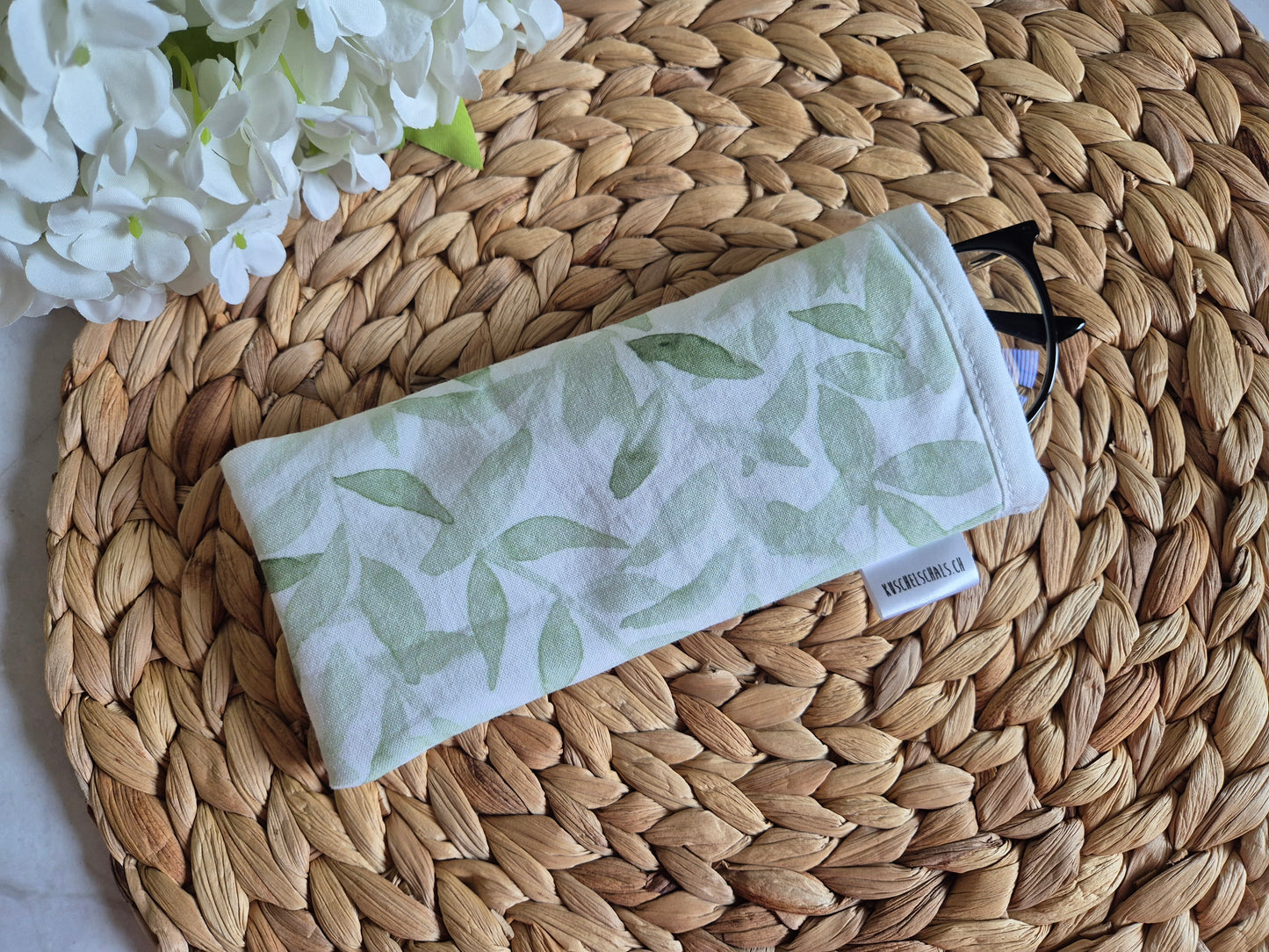 Étui à lunettes en feutre fait main | Pochette de rangement pour lunettes écologique | Protection de lunettes souple et légère | Cadeau organisateur de lunettes pour elle