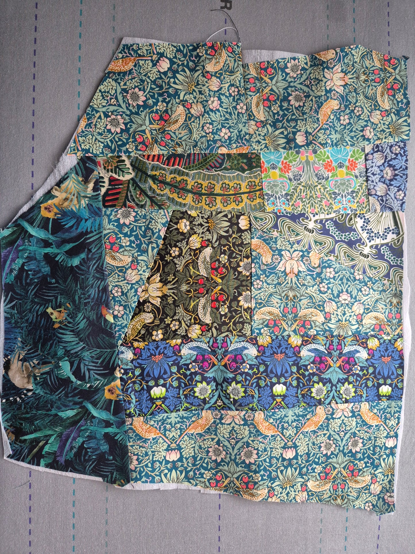 Eck Lesezeichen aus Stoff aus Liberty Stoffen - upcycling - patchwork handmadecorner bookmark fabric, handmade, gift book lover