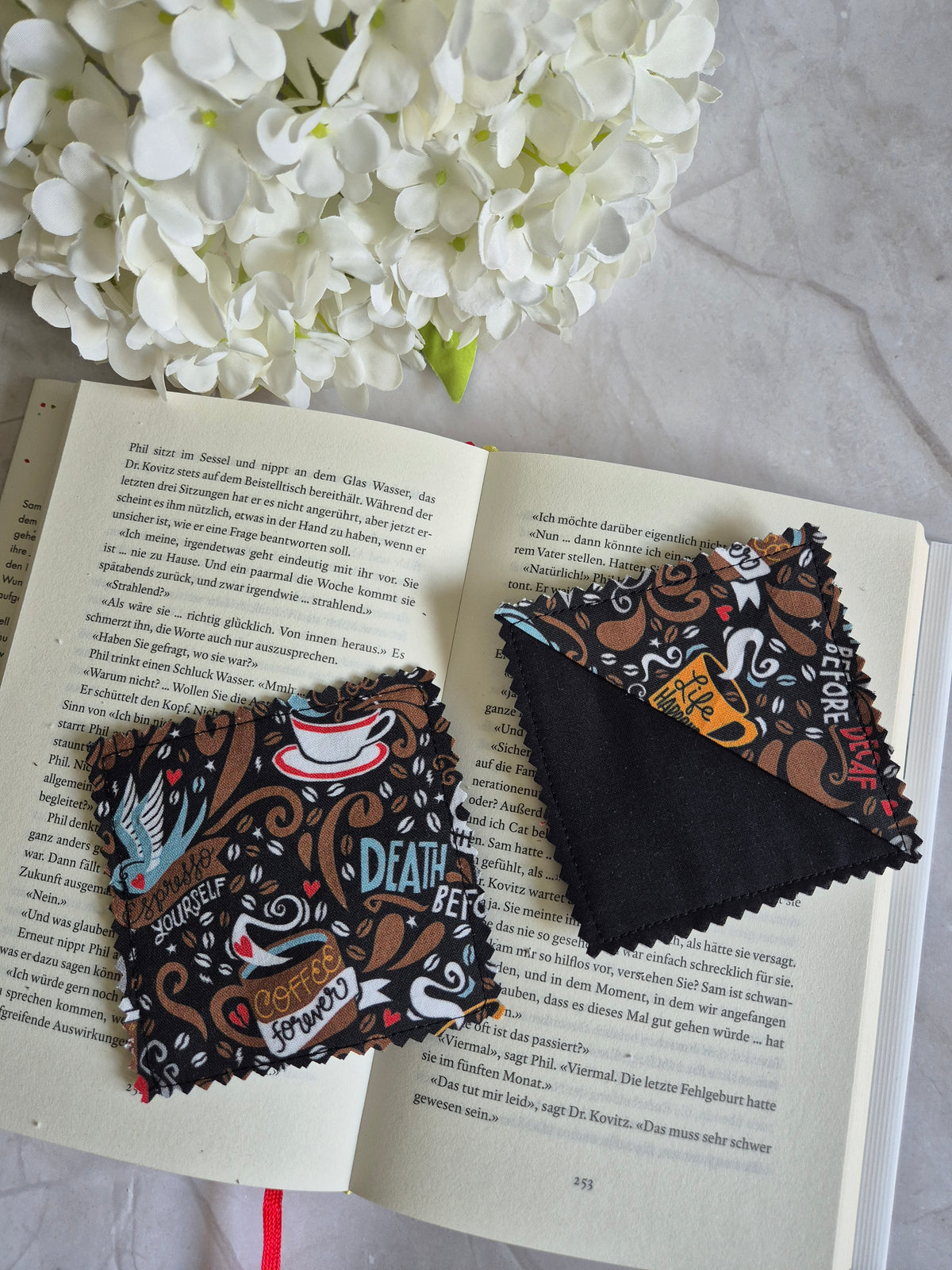 Eck Lesezeichen aus Stoff Herbst Halloween Spooky - patchwork handmadecorner bookmark fabric, handmade, gift book lover (Kopie)
