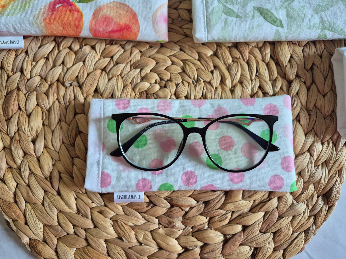 Étui à lunettes en feutre fait main | Pochette de rangement pour lunettes écologique | Protection de lunettes souple et légère | Cadeau organisateur de lunettes pour elle