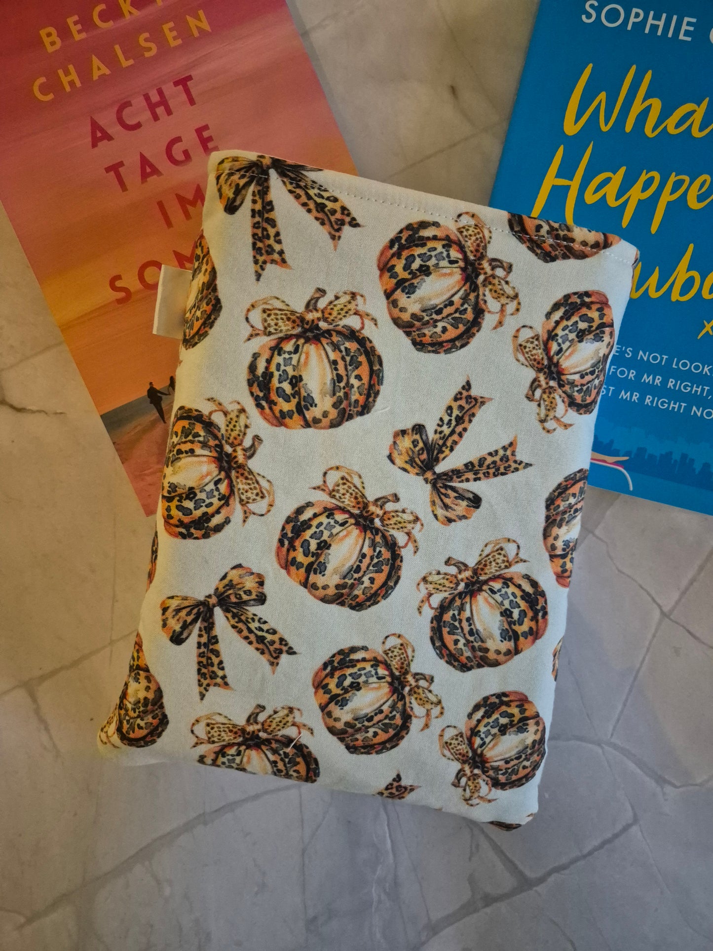 Halloween Fall Leo Pumpkin Book Cover Kindle Kobo - 3 Sizes - Handmade