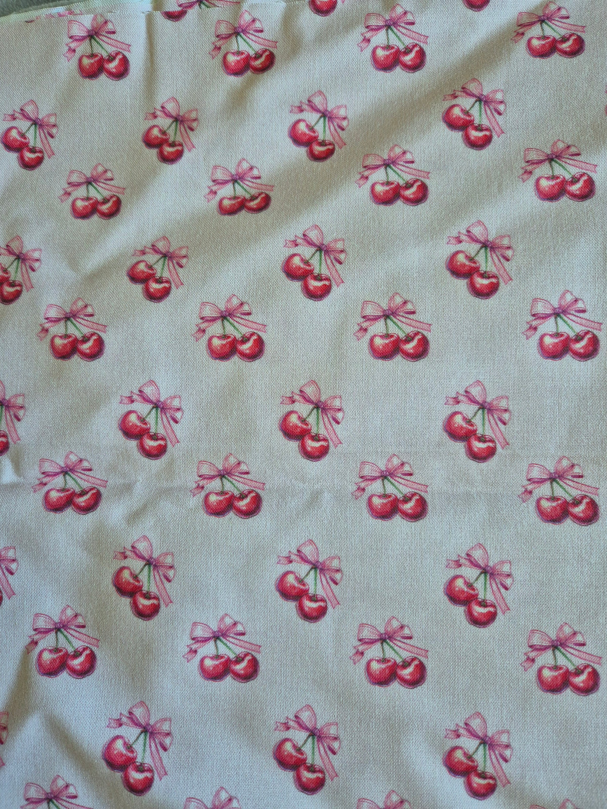 Kleines handgemachtes Stofftäschchen Blumendesigns(12.5x15.5 cm). Vielseitig nutzbar: Kartenetui, Kosmetiktasche oder Mini-Geldbörse (Kopie)