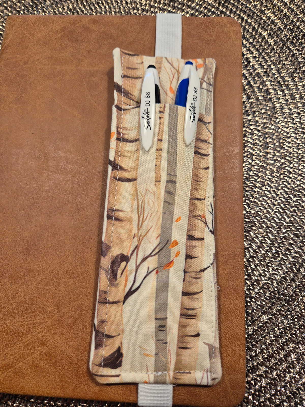 Stiftehalter Lesezeichen A5 Design, handgenäht, doppelseitig, tolles Geschenk für Lehrer, Studenten und Journaling Birke Herbst Wald Natur