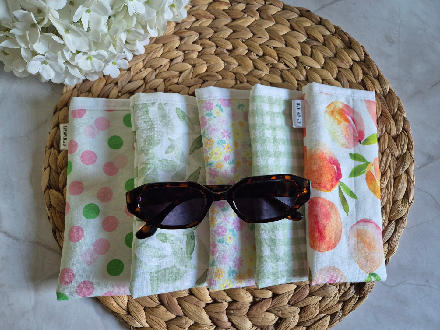 Étui à lunettes en feutre fait main | Pochette de rangement pour lunettes écologique | Protection de lunettes souple et légère | Cadeau organisateur de lunettes pour elle